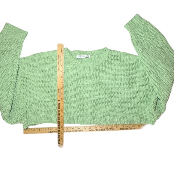 Altar'd State Mint Green Chenille Knit Cropped Sweater Oversized Small - Picture 6 of 7